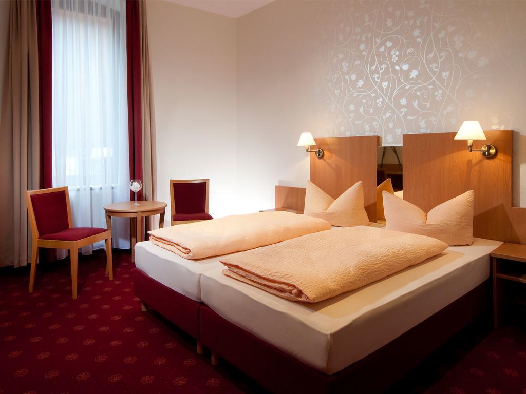 Beim Weinbauer Hotel Кохем Стая снимка